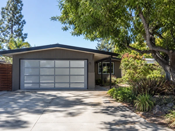 Illustration of a Redwood City home